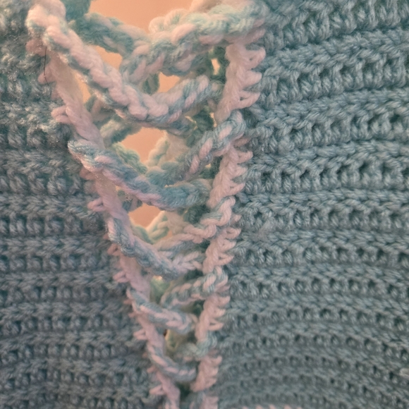 Sky Blue and White Crochet Crop Top - Picture 6 of 11